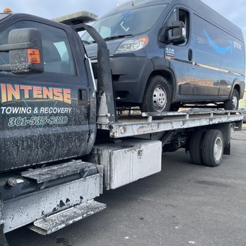 Intense Towing & Recovery - Loading vehicle - Towing Near Me - Brandywine, Maryland Intense Towing & Recovery - Loading vehicle - Towing Near Me - Brandywine, Maryland