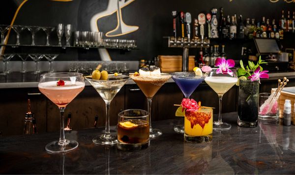 Slowly Restaurant and Lounge by null