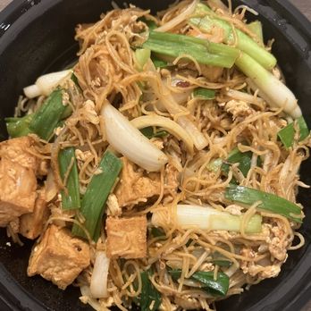 Kino Kitchen - Singapore Rice Noodles with Tofu + Veggies: 10/10! - Bubble Tea Near Me - Kingman, Arizona