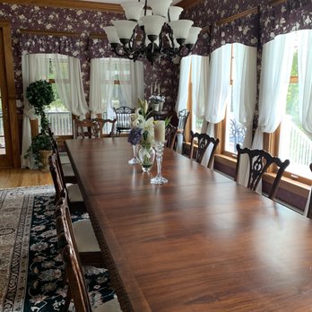 The Victorian on Sunset Hill - Dining Room - Bed & Breakfast Near Me - Sugar Hill, New Hampshire The Victorian on Sunset Hill - Dining Room - Bed & Breakfast Near Me - Sugar Hill, New Hampshire