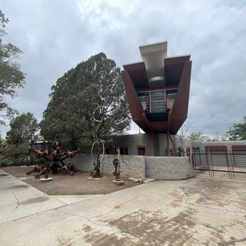 Spaceship UFO House - Architectural Tours Near Me - Albuquerque, New Mexico