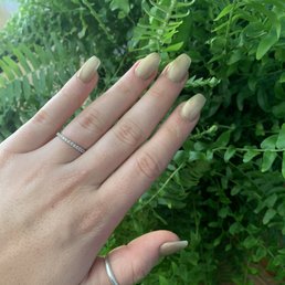 gel acrylic manicure