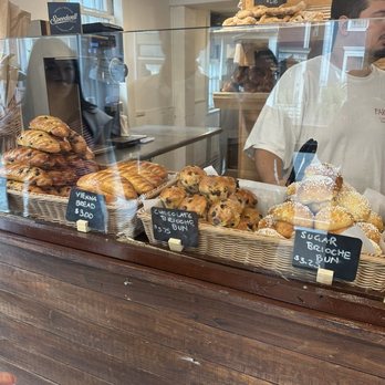 Farine - Bakeries Near Me - Marblehead, Massachusetts