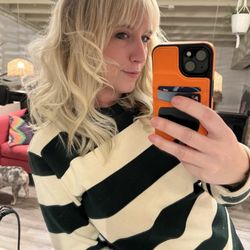 Poise Salon - Blonde by Emily