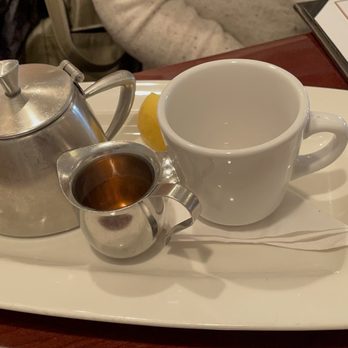 Oceano Bistro - Tea Service - Seafood Near Me - Clayton, Missouri Oceano Bistro - Tea Service - Seafood Near Me - Clayton, Missouri