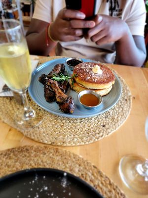 Belle & Lily's Caribbean Brunch House by null