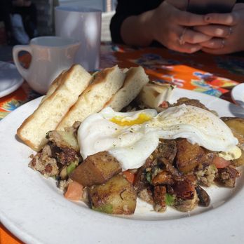 Alana's Cafe - Farmer's Garden - Breakfast & Brunch Near Me - Burlingame, California Alana's Cafe - Farmer's Garden - Breakfast & Brunch Near Me - Burlingame, California