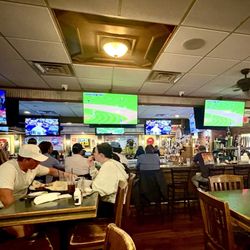 JT's Porch Saloon & Eatery