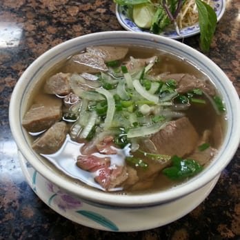 Pho Filet - Pho Dac Biet & Bo Vien (filet rare steak, well done flank, brisket, tendon, tripe & meatball) - Vietnamese Near Me - South El Monte, California