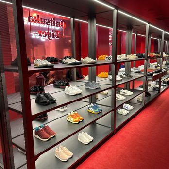 ONITSUKA TIGER 渋谷店 - Updated June 2025 - 22 Photos - 神南