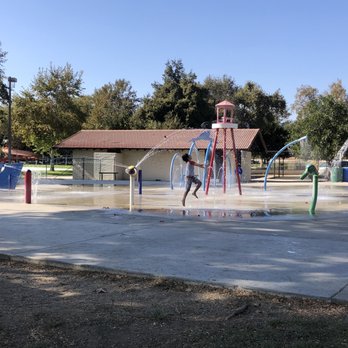 Cucamonga-Guasti Regional Park - Splash pad area - Parks Near Me - Ontario, California Cucamonga-Guasti Regional Park - Splash pad area - Parks Near Me - Ontario, California