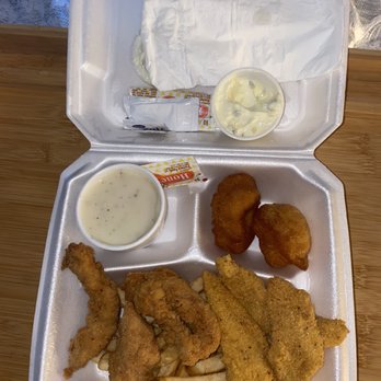 Dimba's Chicken & Seafood - a meal in a styrofoam container - Seafood Near Me - Lubbock, Texas Dimba's Chicken & Seafood - a meal in a styrofoam container - Seafood Near Me - Lubbock, Texas