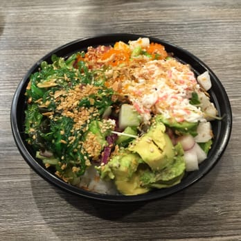 Ahipoki - Large bowl with everything except ginger and wasabi. Topped with sesame seeds and grilled onion pieces. - Seafood Near Me - Temple City, California