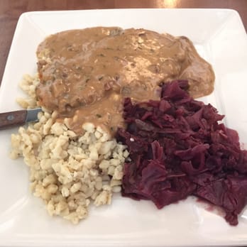Colchuck's - Jäger schnitzel - German Near Me - Leavenworth, Washington