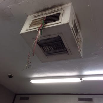 Speed Wash - Ceiling fan kept nice and clean - Laundromat Near Me - Sacramento, California Speed Wash - Ceiling fan kept nice and clean - Laundromat Near Me - Sacramento, California