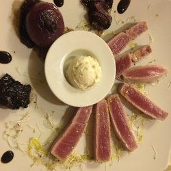 La Persiana - Tuna with parmezan ice cream - bizar combination but very nice!