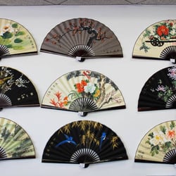 J & S Gifts - Hand painted silk fans in a variety of sizes