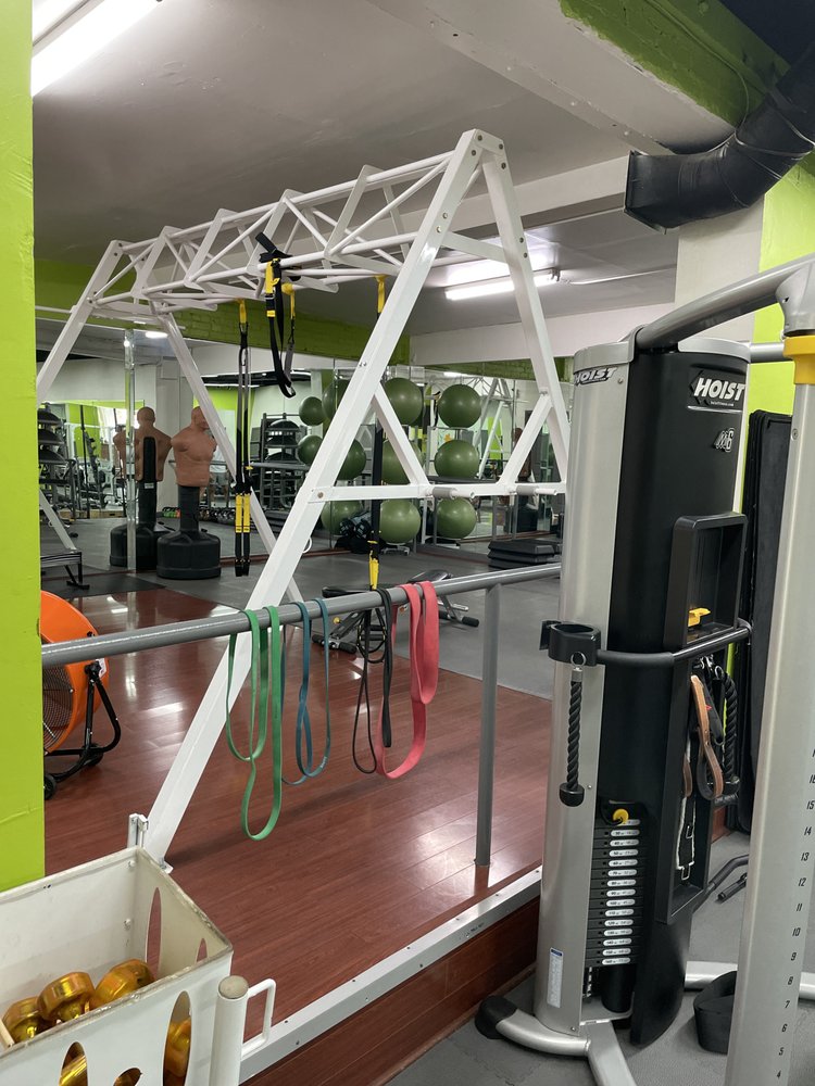 AIOP Health and Fitness Logo