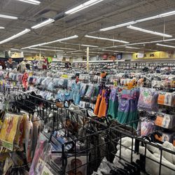 Kreepy Halloween - Children's costume aisles