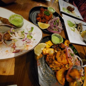 Desi Bar & Grill - Indian Near Me - Mississauga, Ontario