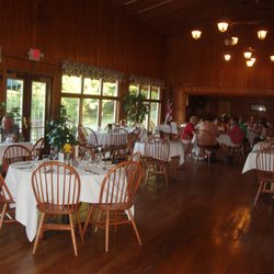 Hickory Ridge Golf & Country Club - Dining room