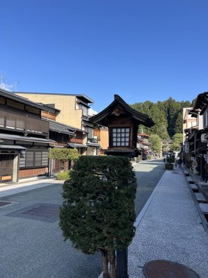 Takayama Jinya by null