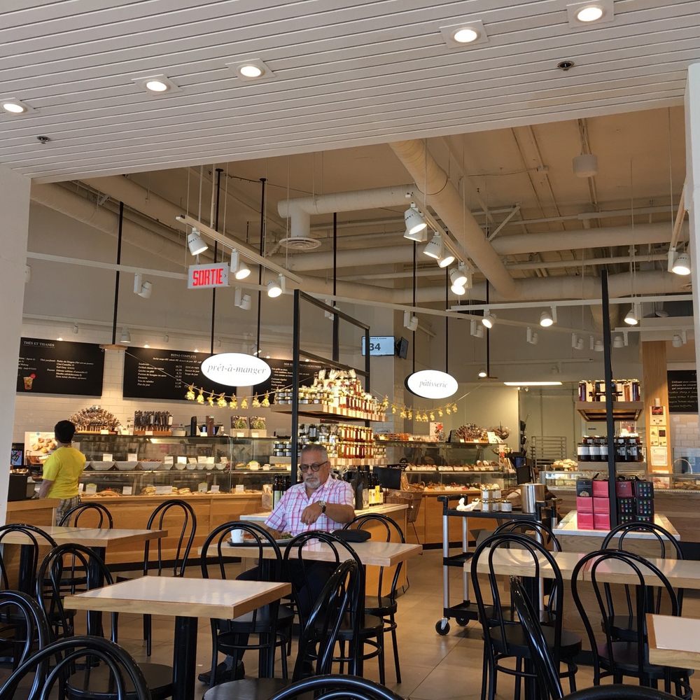 Première Moisson - the interior of a restaurant - Bakeries Near Me - Montreal, Quebec Première Moisson - the interior of a restaurant - Bakeries Near Me - Montreal, Quebec