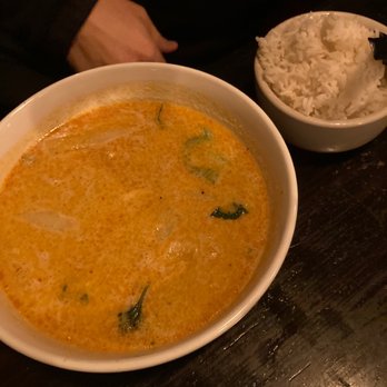 Lucky Ginger - Red curry - Asian Fusion Near Me - Milwaukee, Wisconsin Lucky Ginger - Red curry - Asian Fusion Near Me - Milwaukee, Wisconsin