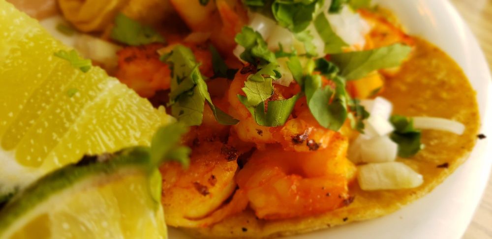 Tsunami Taqueria Y Marisco