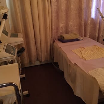 Xin Xing Beauty World - The room was cozy and relaxing :) - Skin Care Near Me - Flushing, New York Xin Xing Beauty World - The room was cozy and relaxing :) - Skin Care Near Me - Flushing, New York