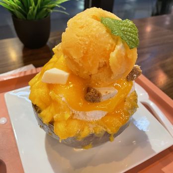 LUMI Dessert Cafe - Desserts Near Me - Redmond, Washington LUMI Dessert Cafe - Desserts Near Me - Redmond, Washington