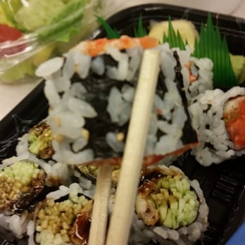 Hazuki - sad they have to skimp on the rice and eel - Asian Fusion Near Me - Glen Cove, New York