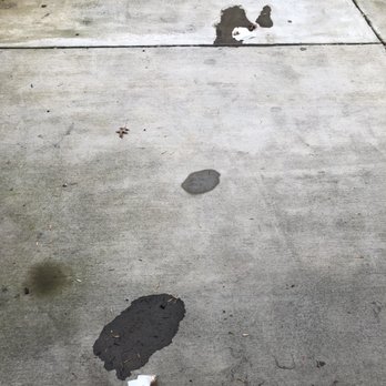 Jiffy Lube - Oil leaking on my driveway. - Oil Change Stations Near Me - Kirkland, Washington