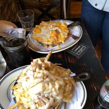 Jacob's Pickles - Poutin and chicken mac n cheese - Comfort Food Near Me - New York, New York Jacob's Pickles - Poutin and chicken mac n cheese - Comfort Food Near Me - New York, New York