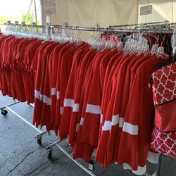 Campus Den - Dozens of official Red Wings jerseys more than 50% off.
