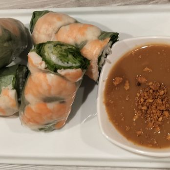 Pho & Beyond - Spring rolls with peanut sauce - Vietnamese Near Me - Las Vegas, Nevada