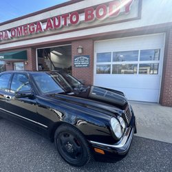 Alpha Omega Auto Body - The Place to be