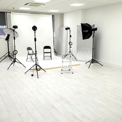 The Umbrella Rooms - Photo Studio
