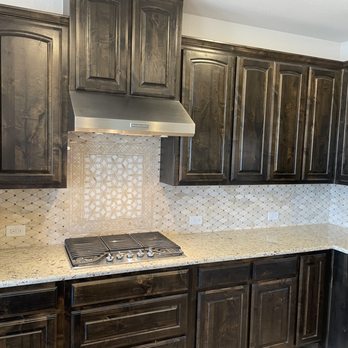 OMFCT - Marble mosaic kitchen backsplash with inlay - Tiling Near Me OMFCT - Marble mosaic kitchen backsplash with inlay - Tiling Near Me