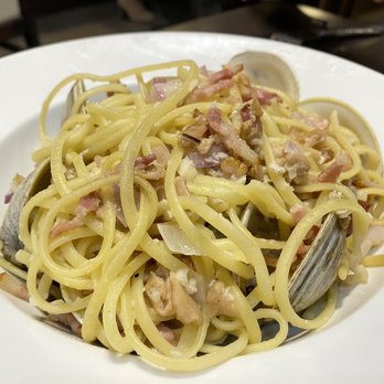 Diana's Oyster Bar And Grill - Clam Linguini - Seafood Near Me - Markham, Ontario