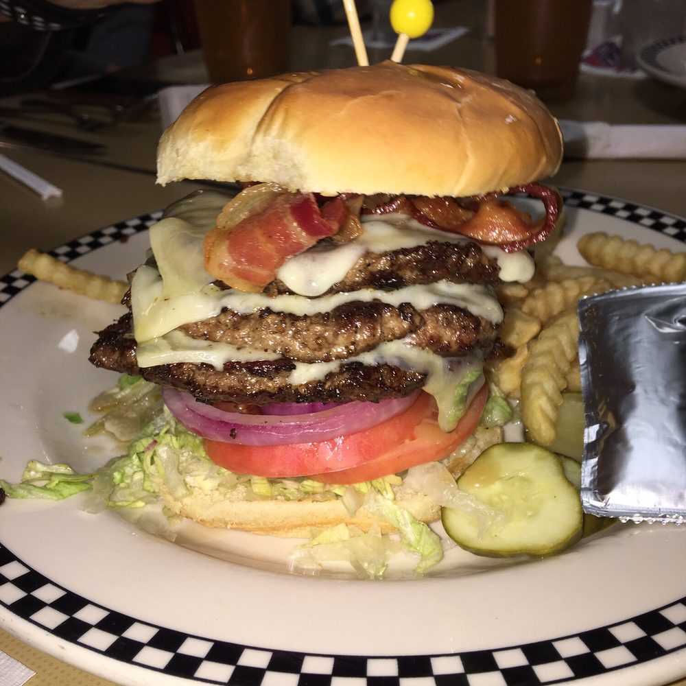 Hwy 66 Diner - Triple burger - American Near Me - Catoosa, Oklahoma