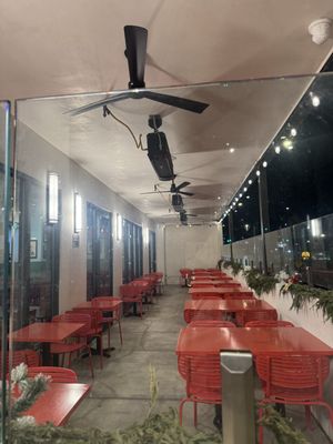 Hotville Chicken (DULANVILLE FOOD TRUCK) by null
