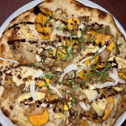 Baba Louies - Unique pizza