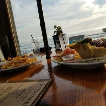 Schooners - Find food and View complemented with excellent service - Seafood Near Me - Cayucos, California Schooners - Find food and View complemented with excellent service - Seafood Near Me - Cayucos, California