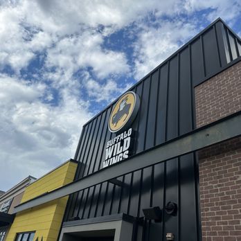 Buffalo Wild Wings - Outside! - American Near Me - Warrington, Pennsylvania Buffalo Wild Wings - Outside! - American Near Me - Warrington, Pennsylvania