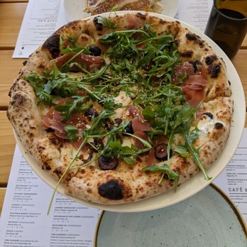 Sixty Vines - Fig & prosciutto pizza - Wine Bars Near Me - Houston, Texas Sixty Vines - Fig & prosciutto pizza - Wine Bars Near Me - Houston, Texas