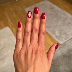 Pixie Nail Salon