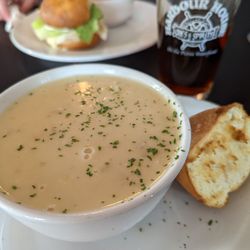 Harbour House Ales & Spirits - Roxanne's chowder