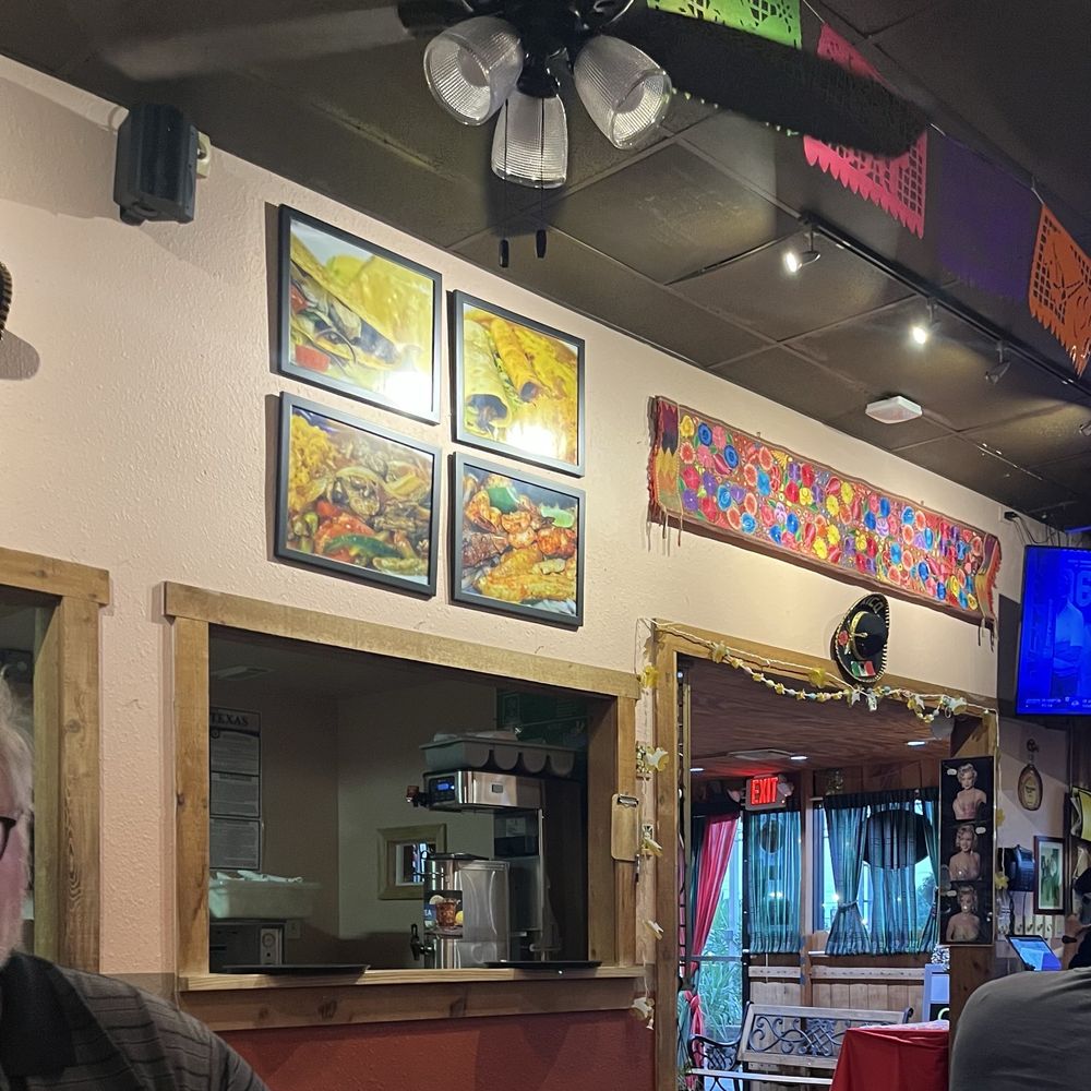 Tequila Lopez Mexican Restaurant - Decor - Mexican Near Me - Houston, Texas Tequila Lopez Mexican Restaurant - Decor - Mexican Near Me - Houston, Texas