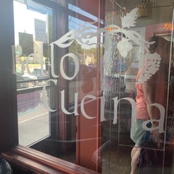 Bello Cucina - Shouldn't this place be called BellA cucinA?
